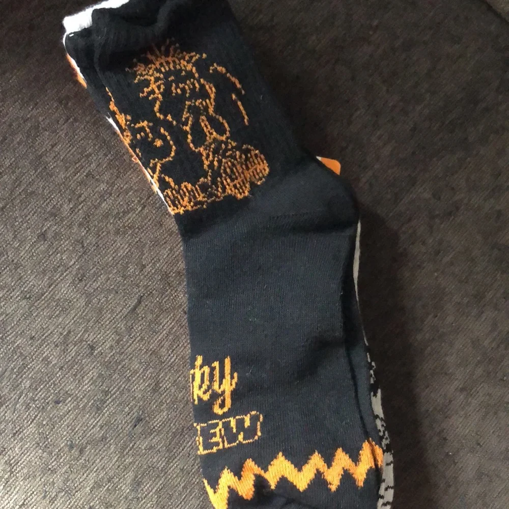 Peanuts Women’s Crew Halloween Snoopy Socks